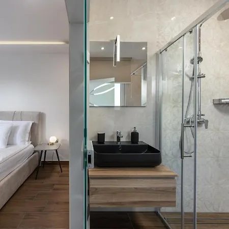 Salu וילה אופטיה